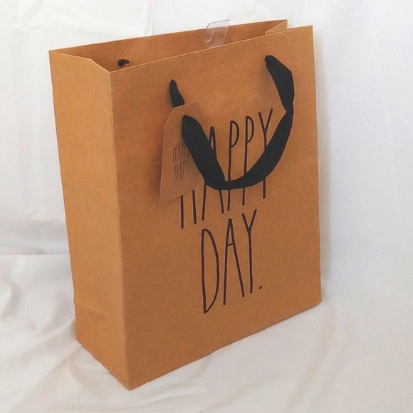 FREE w/purchase of 2 or more Rae Dunn Items - Picture 4 of 4